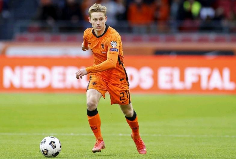 Ambil Risiko, Frenkie de Jong Berpacu dengan Waktu untuk Euro 2024