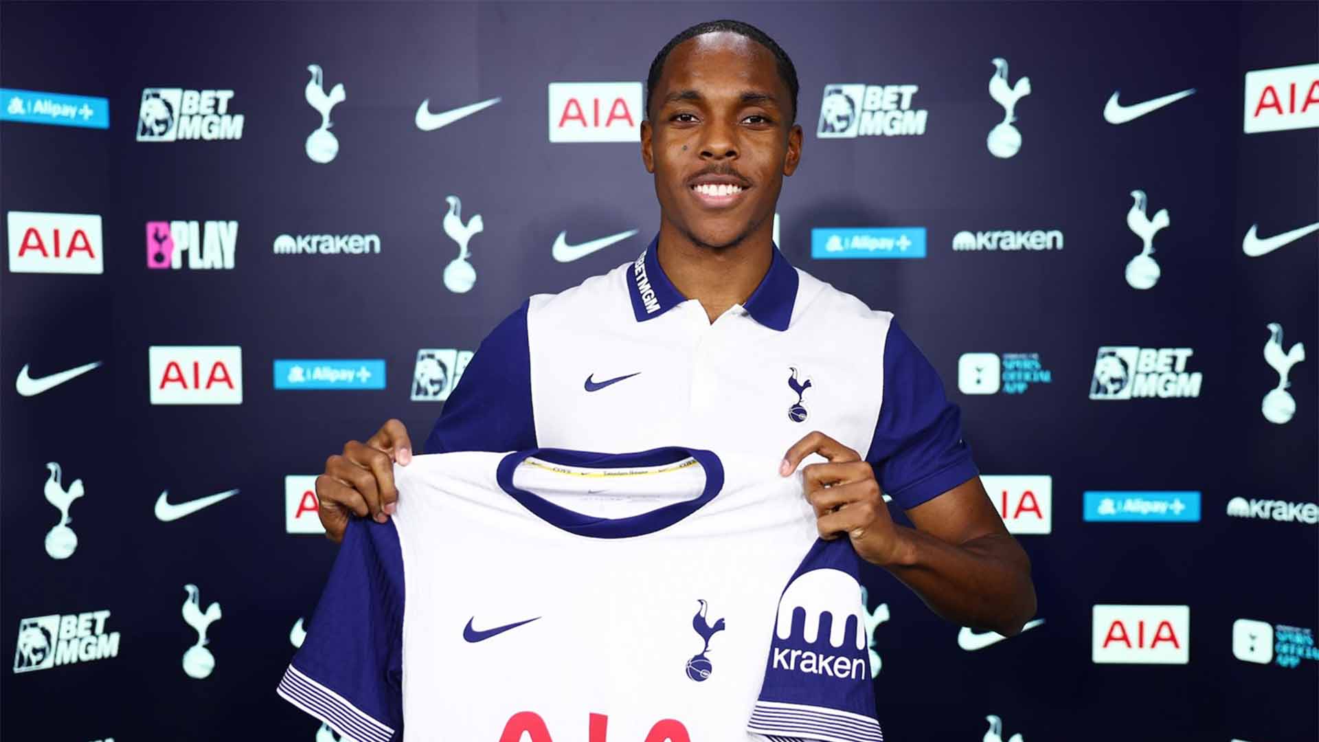 Tottenham Hotspur Pinjam Mathys Tel dari Bayern Munich