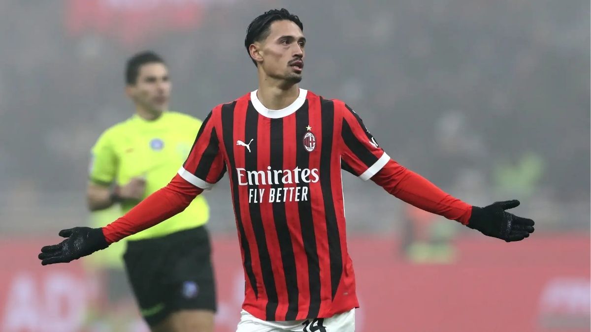 Manchester City Incar Gelandang AC Milan Tijjani Reijnders