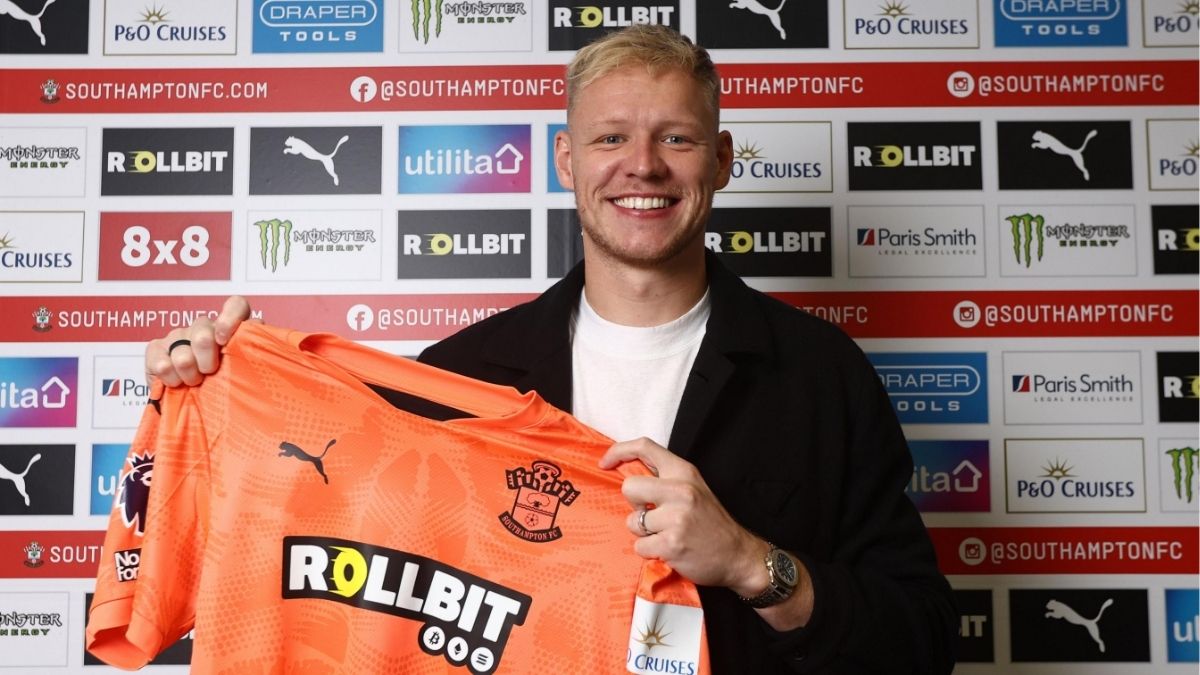 Gagal Dapatkan James Trafford, Newcastle Bidik Aaron Ramsdale
