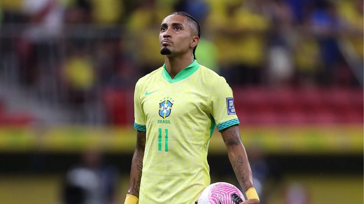 Raphinha Criticizes Stadium Conditions in Bolivia After Brazil’s Defeat