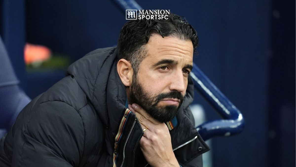 Man Utd Prepare to Recruit Two Midfielders for a Total Overhaul in the Summer