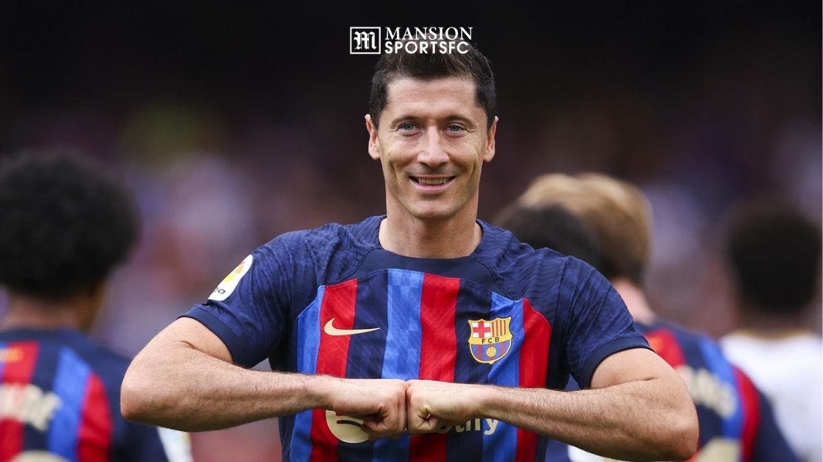 Offers Begin to Emerge, Lewandowski’s Future at Barcelona Comes into Question