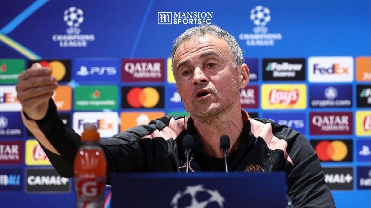 Konferensi Pers Luis Enrique Jelang Laga Melawan Arsenal