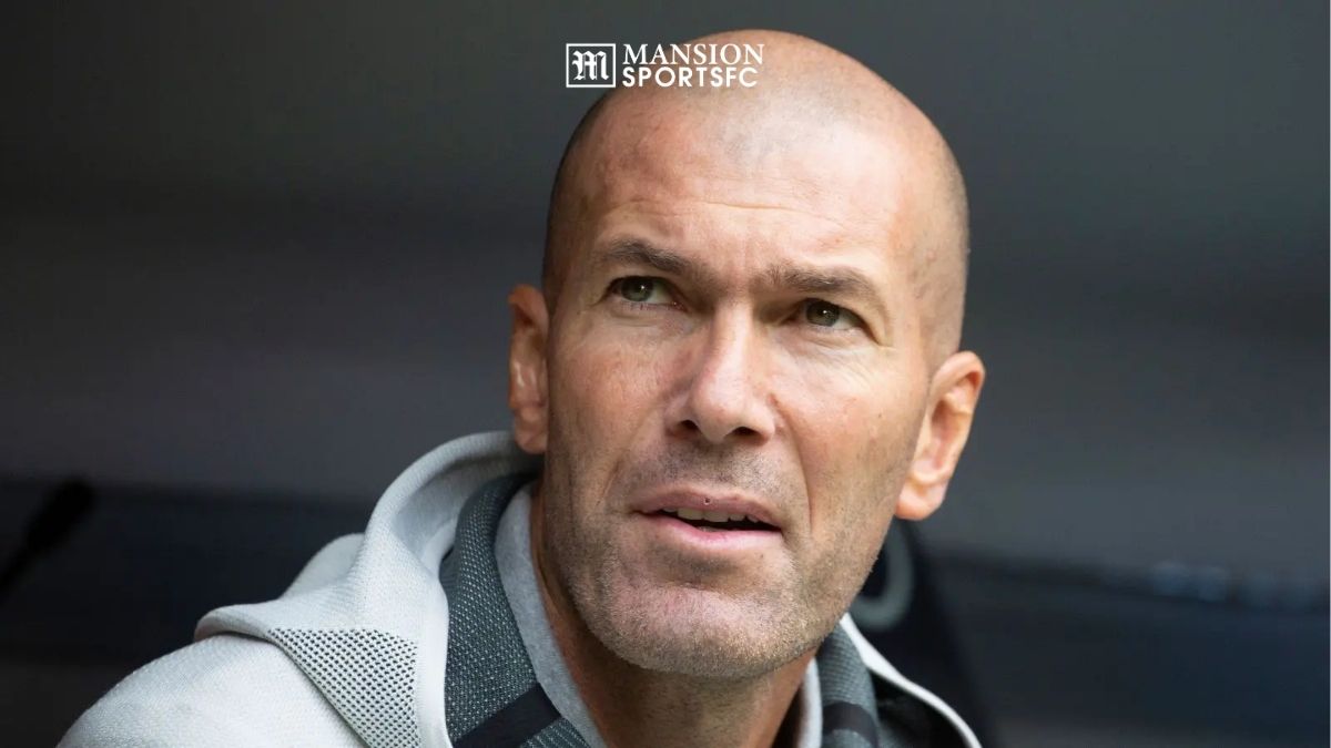 Zinedine Zidane Chính Thức Dẫn Dắt Đội Tuyển Quốc Gia Pháp, Thay Thế Didier Deschamps