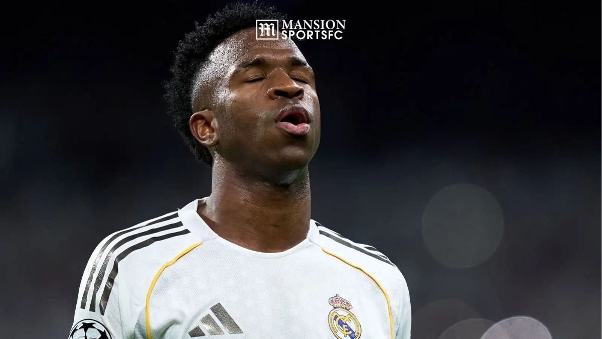 Sanksi 4 Laga, Vinicius Dipastikan Absen di El Clasico Lawan Barca