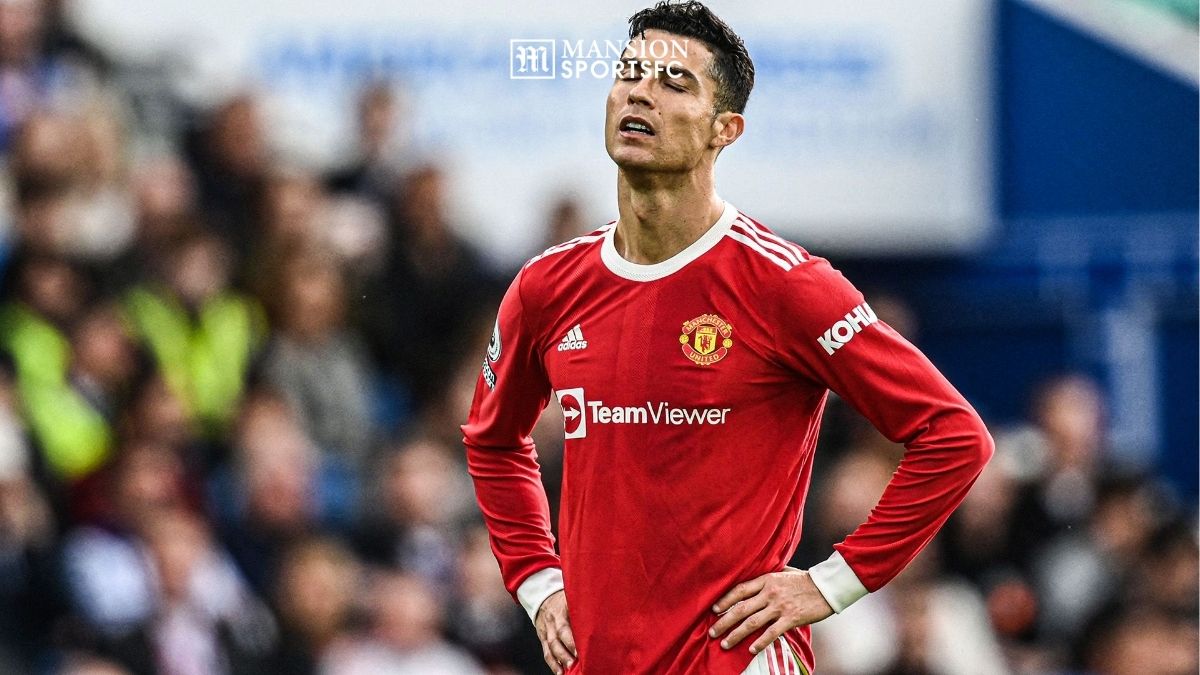 Ronaldo Berselisih dengan Pelatih, Rooney Lontarkan Kritik Pedas
