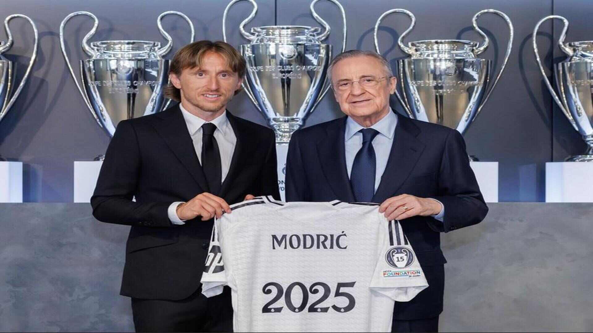 Legenda Real Madrid Minta Luka Modric Pensiun