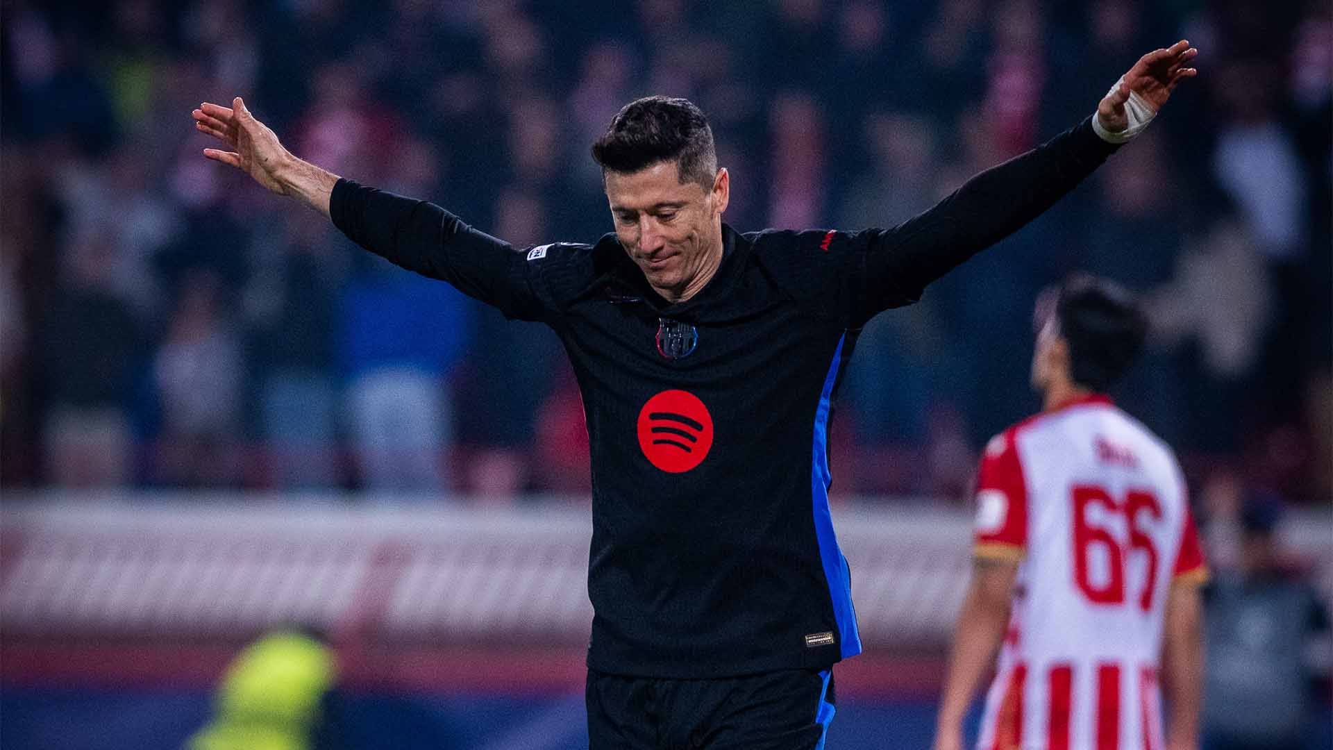 Robert Lewandowski Dijagokan Lewati Catatan Gol Lionel Messi di Champions League