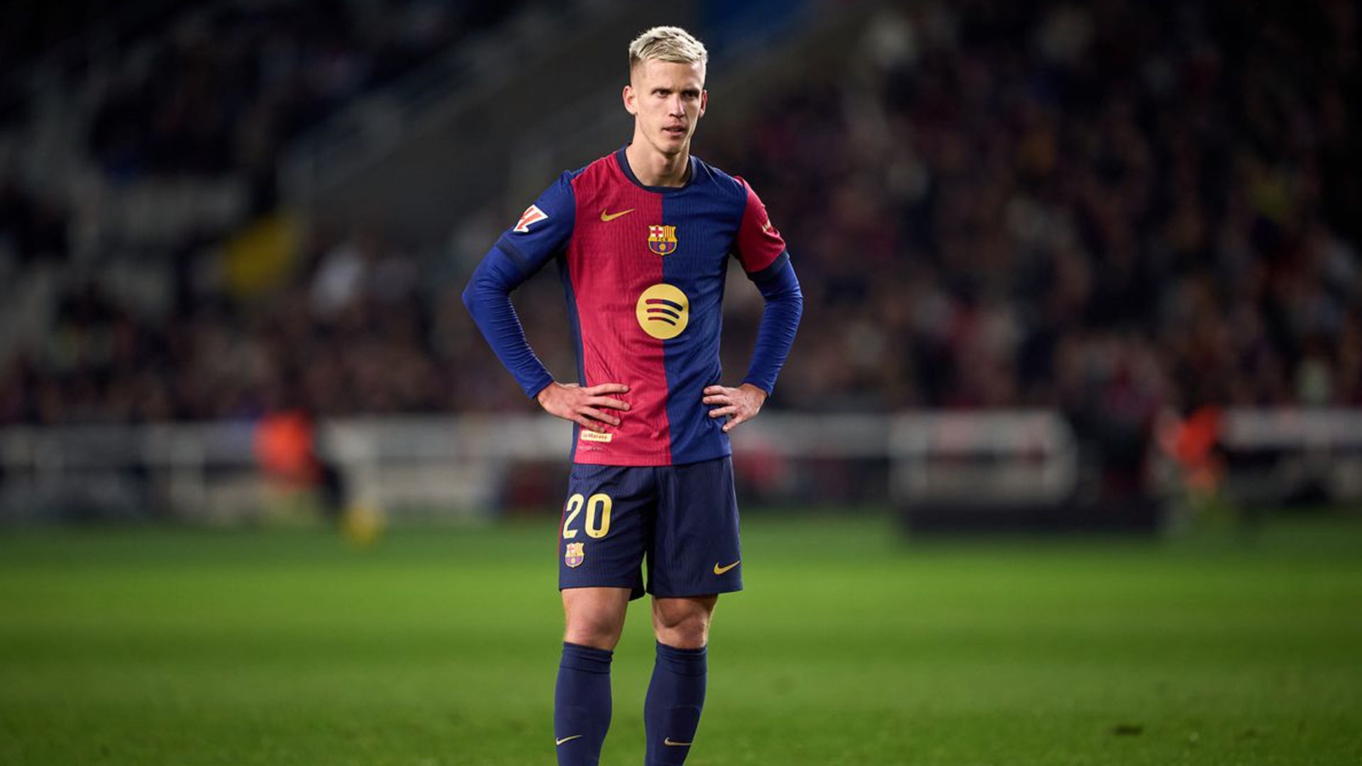 Barcelona Yakin Daftarkan Dani Olmo dan Pau Victor Januari Ini